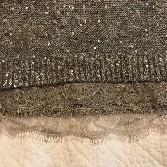 Chico’s long sleeved heather gray vneck sweater with tiny metallic sequins (L) - Picture 10 of 16